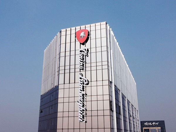酒店樓體發光字造價多少？